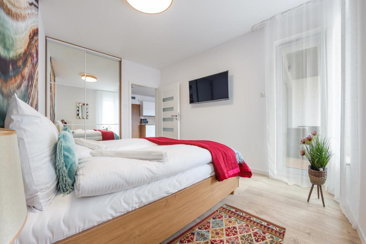 Apartment Sun & Snow Nadmorskie Tarasy Z Basenem Kolberg