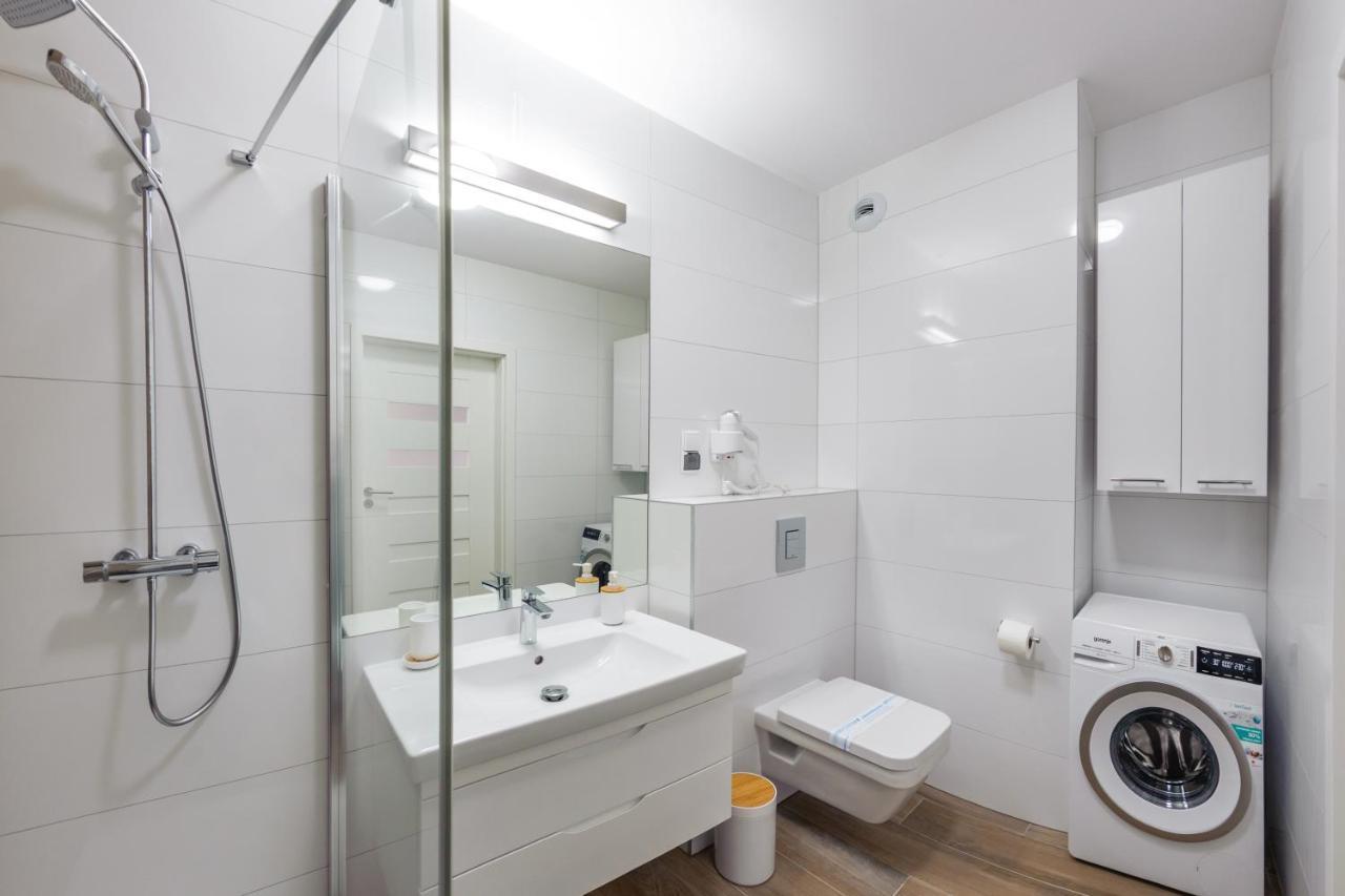 Apartment Sun & Snow Nadmorskie Tarasy Z Basenem Kolberg