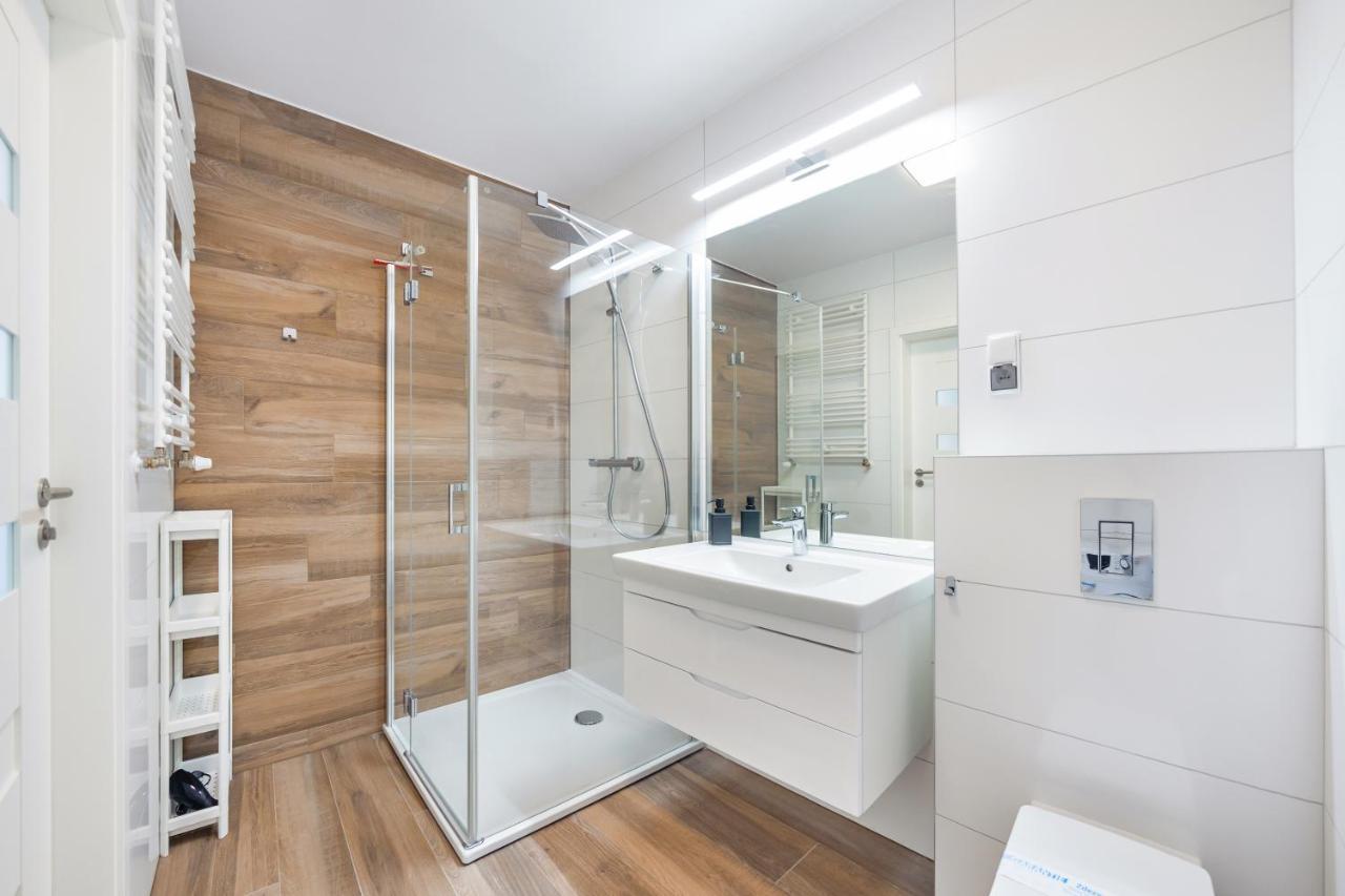 Sun & Snow Nadmorskie Tarasy Z Basenem Apartment Kolberg